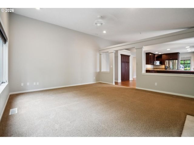 660 S PONDEROSA Ct, Canby, OR 97013