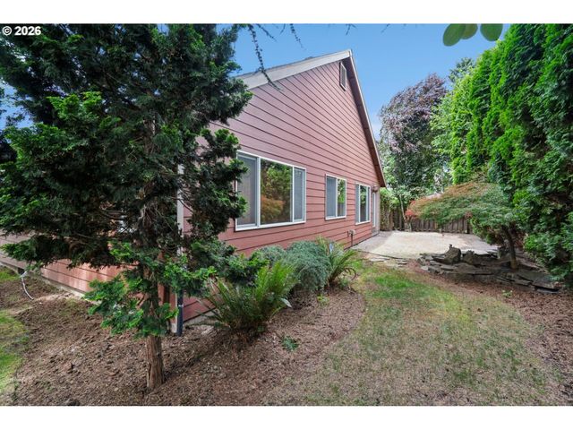 660 S PONDEROSA Ct, Canby, OR 97013