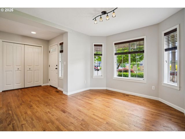660 S PONDEROSA Ct, Canby, OR 97013