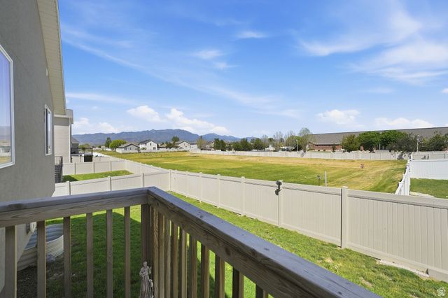2303 E TUMBLEWEED RD, Eagle Mountain, UT 84005