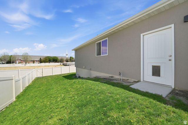 2303 E TUMBLEWEED RD, Eagle Mountain, UT 84005