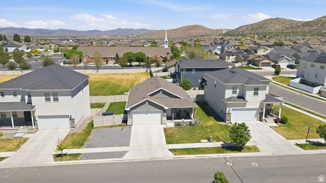 2303 E TUMBLEWEED RD, Eagle Mountain, UT 84005