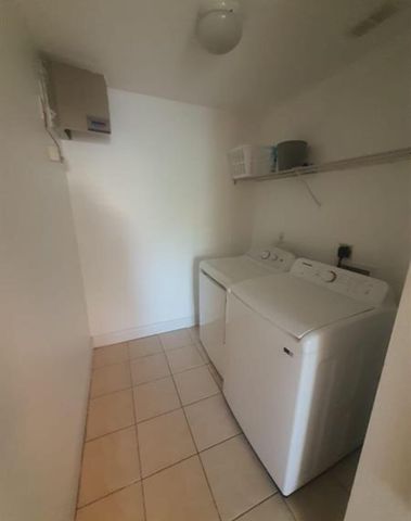 1733 Pointe West Way, Vero Beach, FL 32966