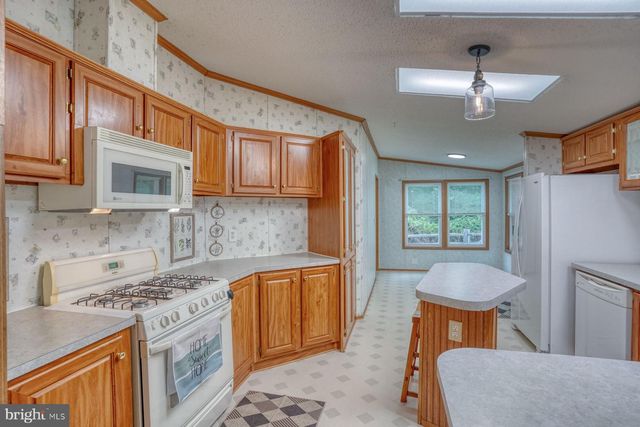 30 TOLBERTS CIR, Dover, DE 19904