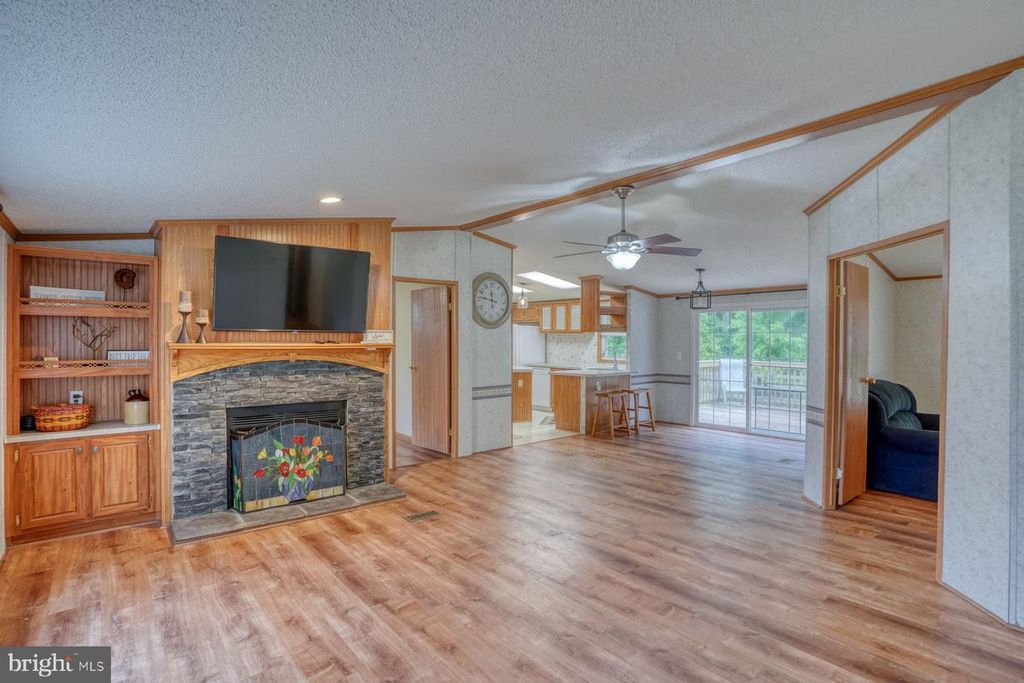30 TOLBERTS CIR, Dover, DE 19904