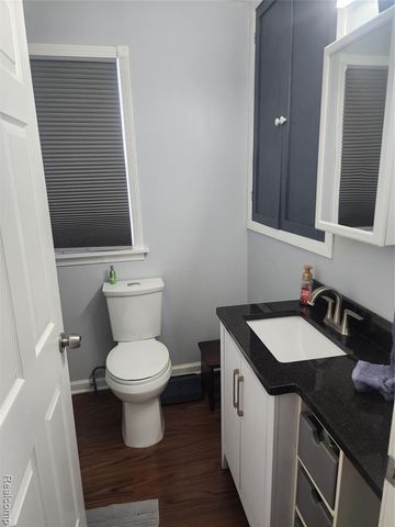 28140 Cole Street, Roseville, MI 48066