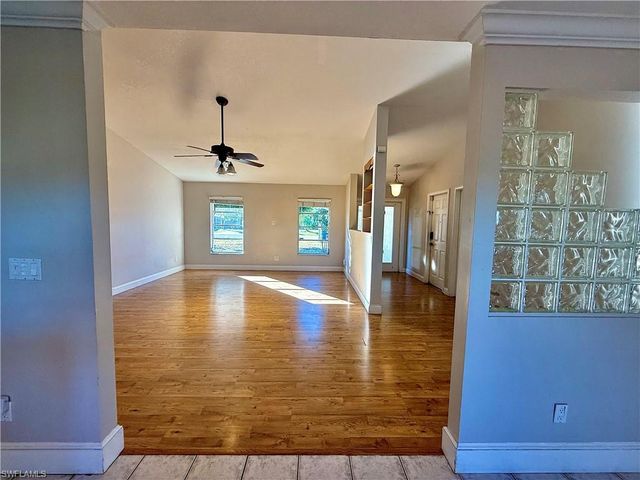 10192 Shade Tree CT, Bonita Springs, FL 34135