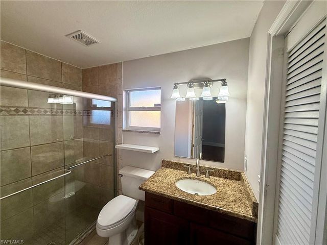 10192 Shade Tree CT, Bonita Springs, FL 34135