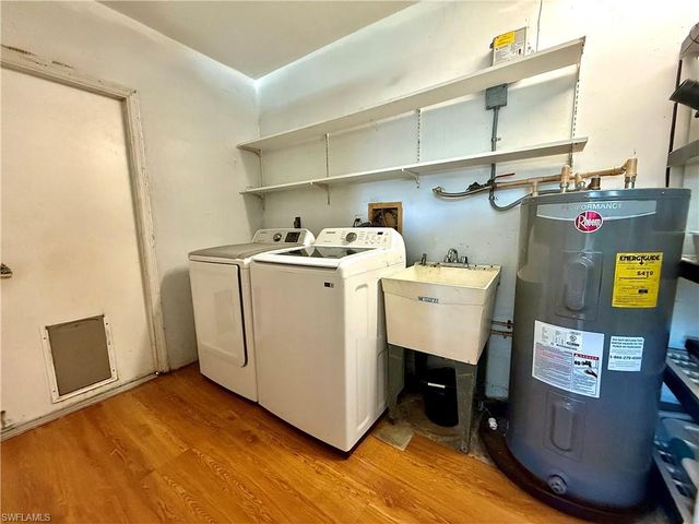 10192 Shade Tree CT, Bonita Springs, FL 34135