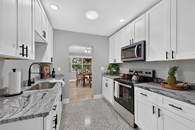617 W OLYMPIA AVENUE, Punta Gorda, FL 33950