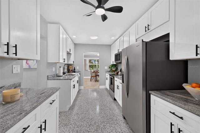 617 W OLYMPIA AVENUE, Punta Gorda, FL 33950