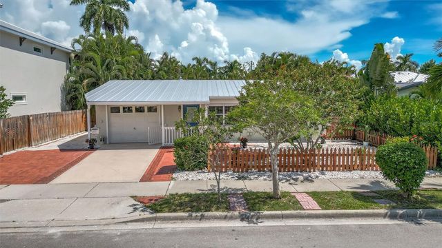 617 W OLYMPIA AVENUE, Punta Gorda, FL 33950