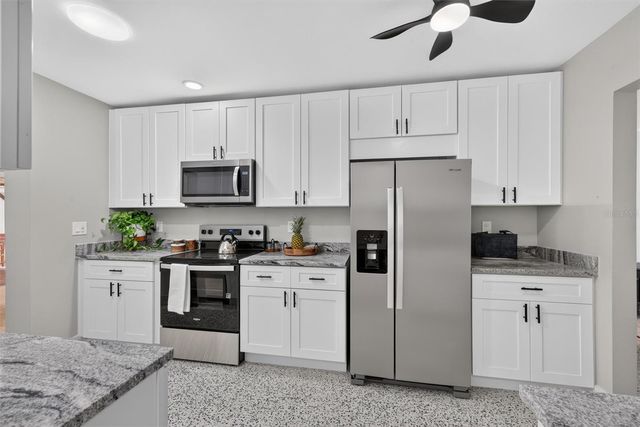 617 W OLYMPIA AVENUE, Punta Gorda, FL 33950