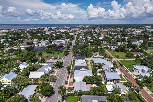 617 W OLYMPIA AVENUE, Punta Gorda, FL 33950