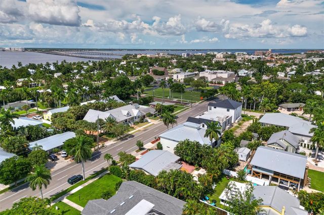 617 W OLYMPIA AVENUE, Punta Gorda, FL 33950