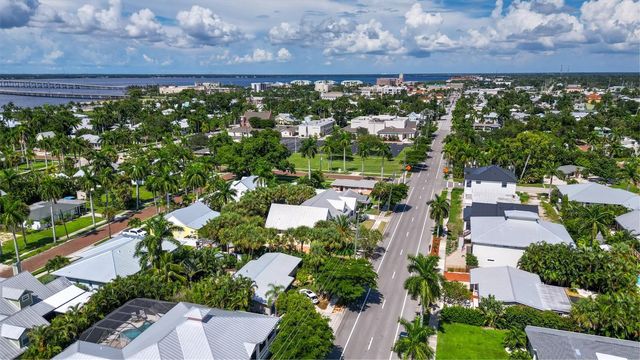 617 W OLYMPIA AVENUE, Punta Gorda, FL 33950