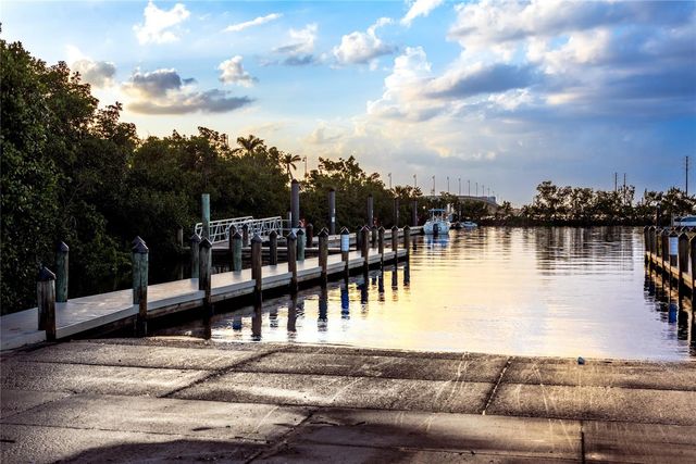617 W OLYMPIA AVENUE, Punta Gorda, FL 33950