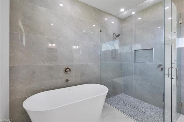 2903 NW 6th TER, Cape Coral, FL 33993