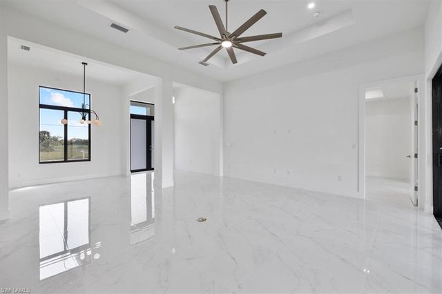 2903 NW 6th TER, Cape Coral, FL 33993