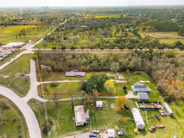 4603 Crosby Cedar Bayou Road, Baytown, TX 77521