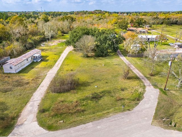 4603 Crosby Cedar Bayou Road, Baytown, TX 77521