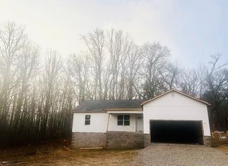 60 Worley Ln, Estill Springs, TN 37330