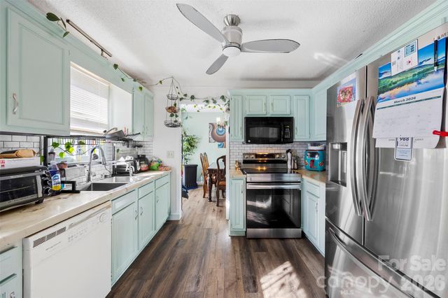831 College Avenue, Shelby, NC 28152