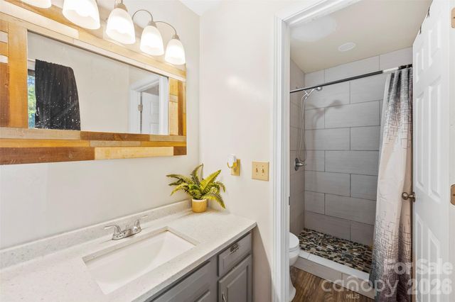 831 College Avenue, Shelby, NC 28152