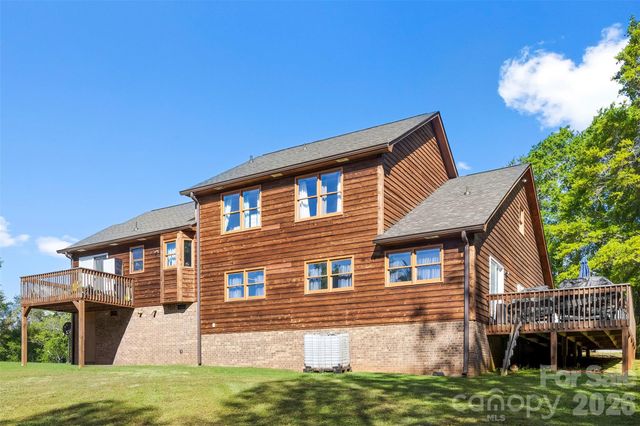 831 College Avenue, Shelby, NC 28152
