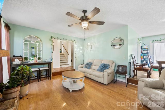 831 College Avenue, Shelby, NC 28152