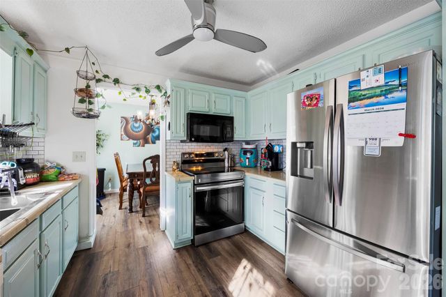 831 College Avenue, Shelby, NC 28152