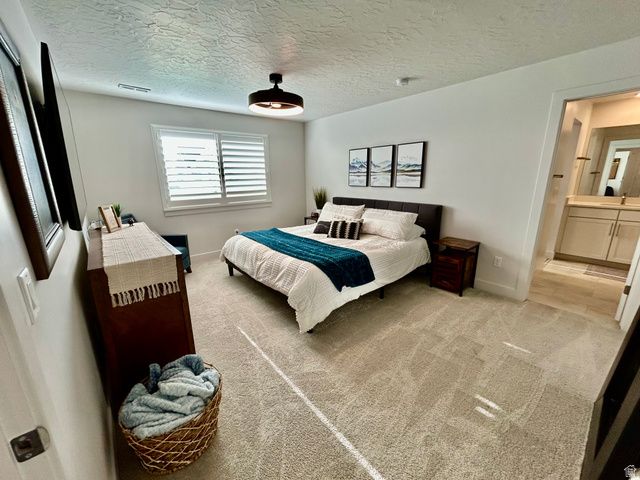 1062 N KENSINGTON HTS, Kaysville, UT 84037