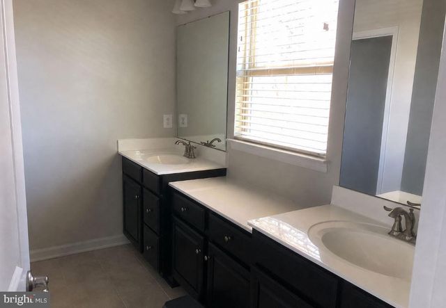 10048 DORSEY LN, Lanham, MD 20706