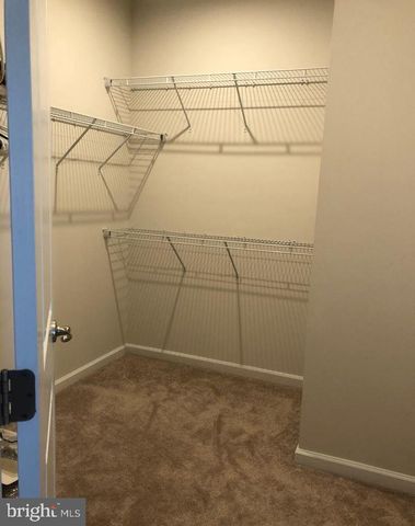 10048 DORSEY LN, Lanham, MD 20706