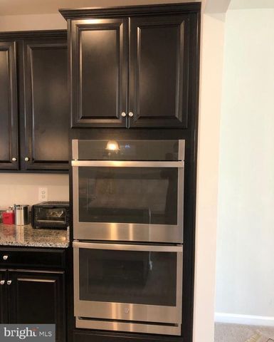 10048 DORSEY LN, Lanham, MD 20706