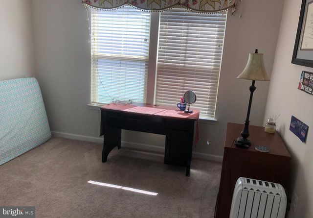 10048 DORSEY LN, Lanham, MD 20706