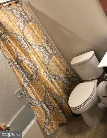 10048 DORSEY LN, Lanham, MD 20706