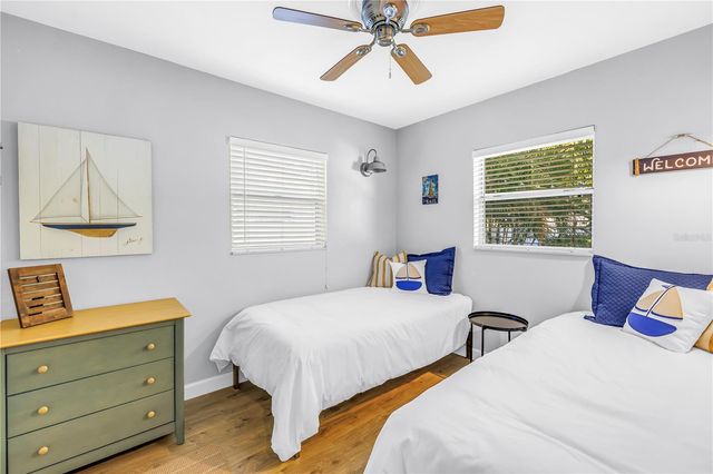 121 43RD AVENUE N, St Petersburg, FL 33703