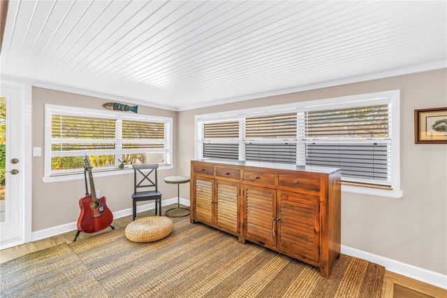 121 43RD AVENUE N, St Petersburg, FL 33703