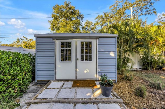 121 43RD AVENUE N, St Petersburg, FL 33703