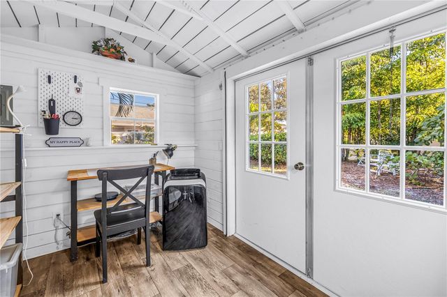 121 43RD AVENUE N, St Petersburg, FL 33703