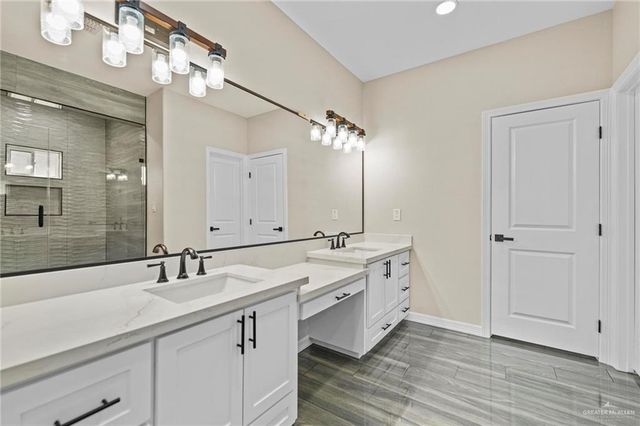 2520 Venice Avenue, Edinburg, TX 78542