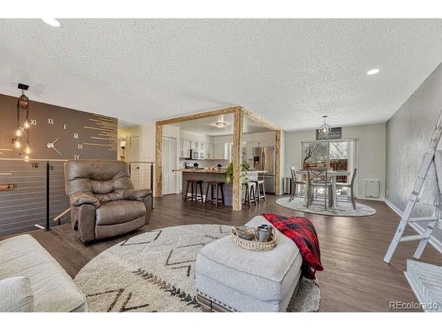 303 Gordon Dr, Castle Rock, CO 80104