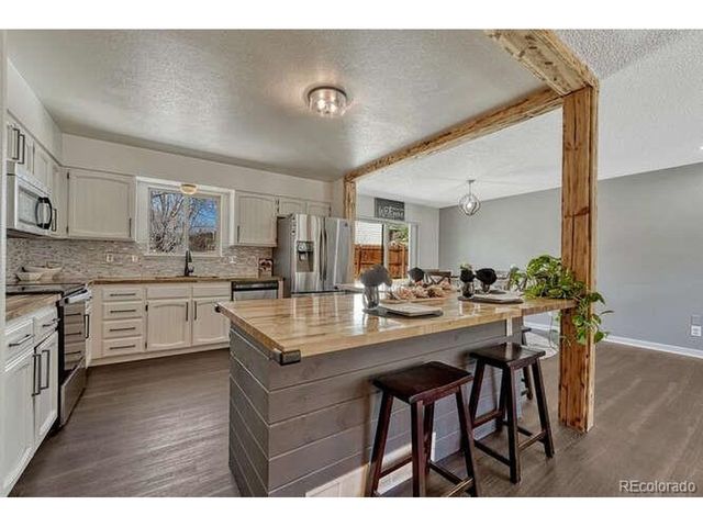 303 Gordon Dr, Castle Rock, CO 80104