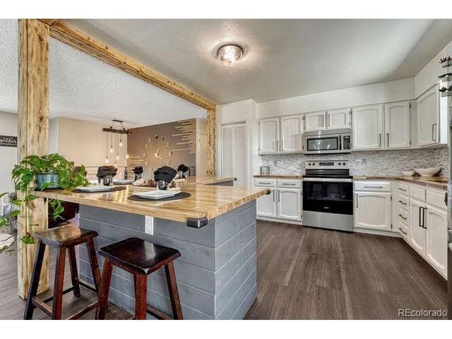 303 Gordon Dr, Castle Rock, CO 80104