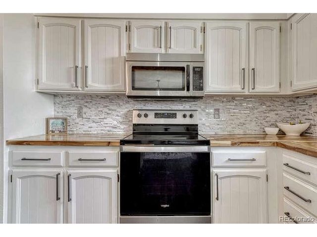 303 Gordon Dr, Castle Rock, CO 80104