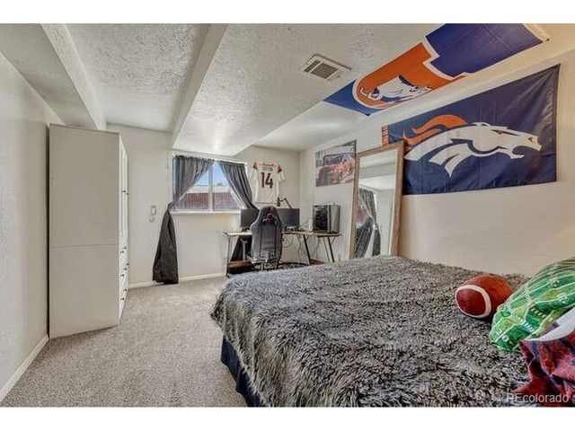 303 Gordon Dr, Castle Rock, CO 80104