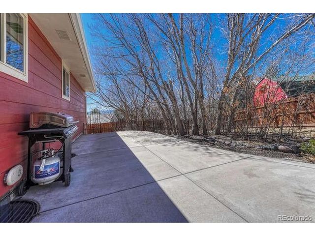 303 Gordon Dr, Castle Rock, CO 80104