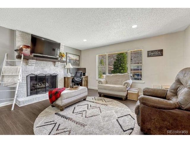 303 Gordon Dr, Castle Rock, CO 80104