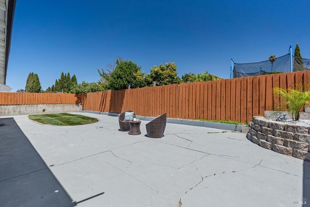2117 Elliott Dr, American Canyon, CA 94503